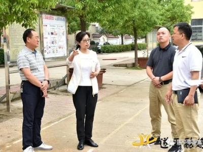 王俊凯粉丝贴心提醒董子健：观演须知，共赴精彩之夜