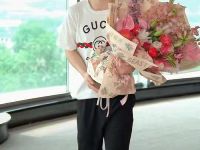 球球：19岁少年身高突破，未来篮球之星崛起