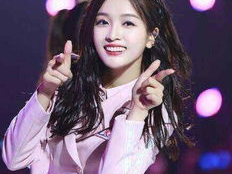 吴宣仪魅力四溢，引领粉丝文化新风尚